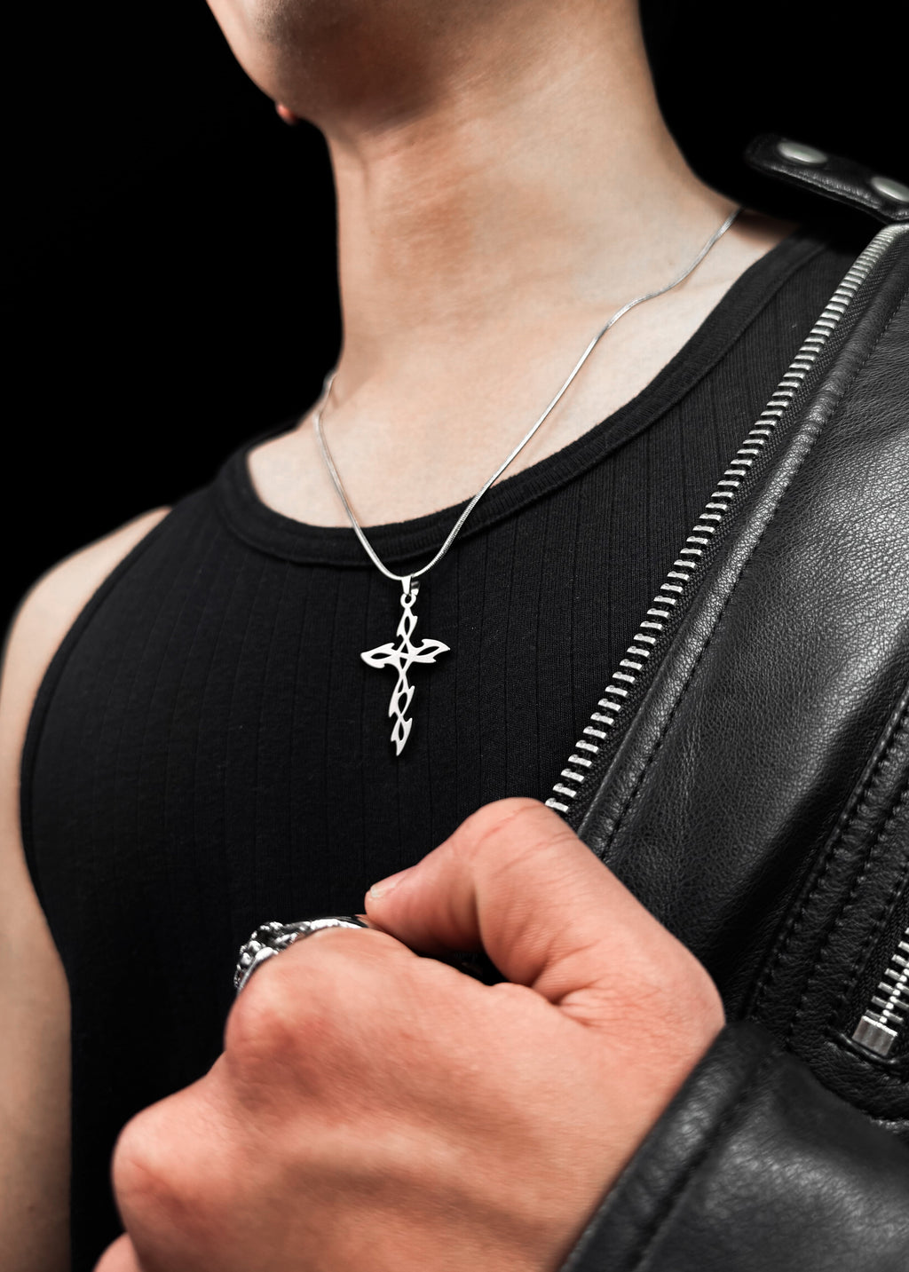 CROSS CHROME / PENDANT WITH CHAIN