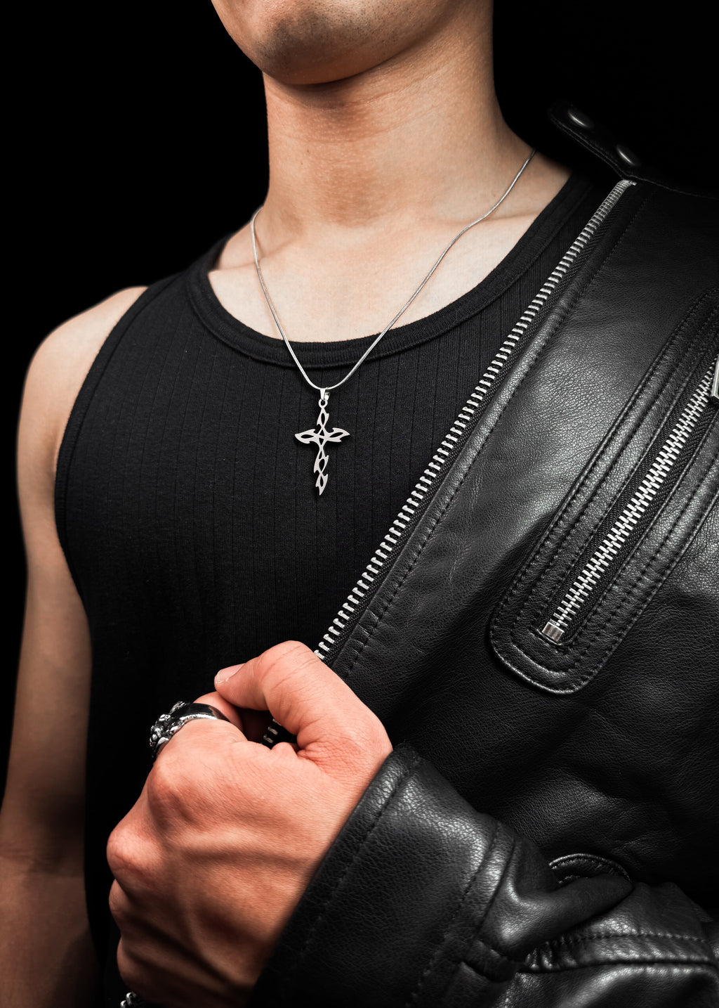 CROSS CHROME / PENDANT WITH CHAIN