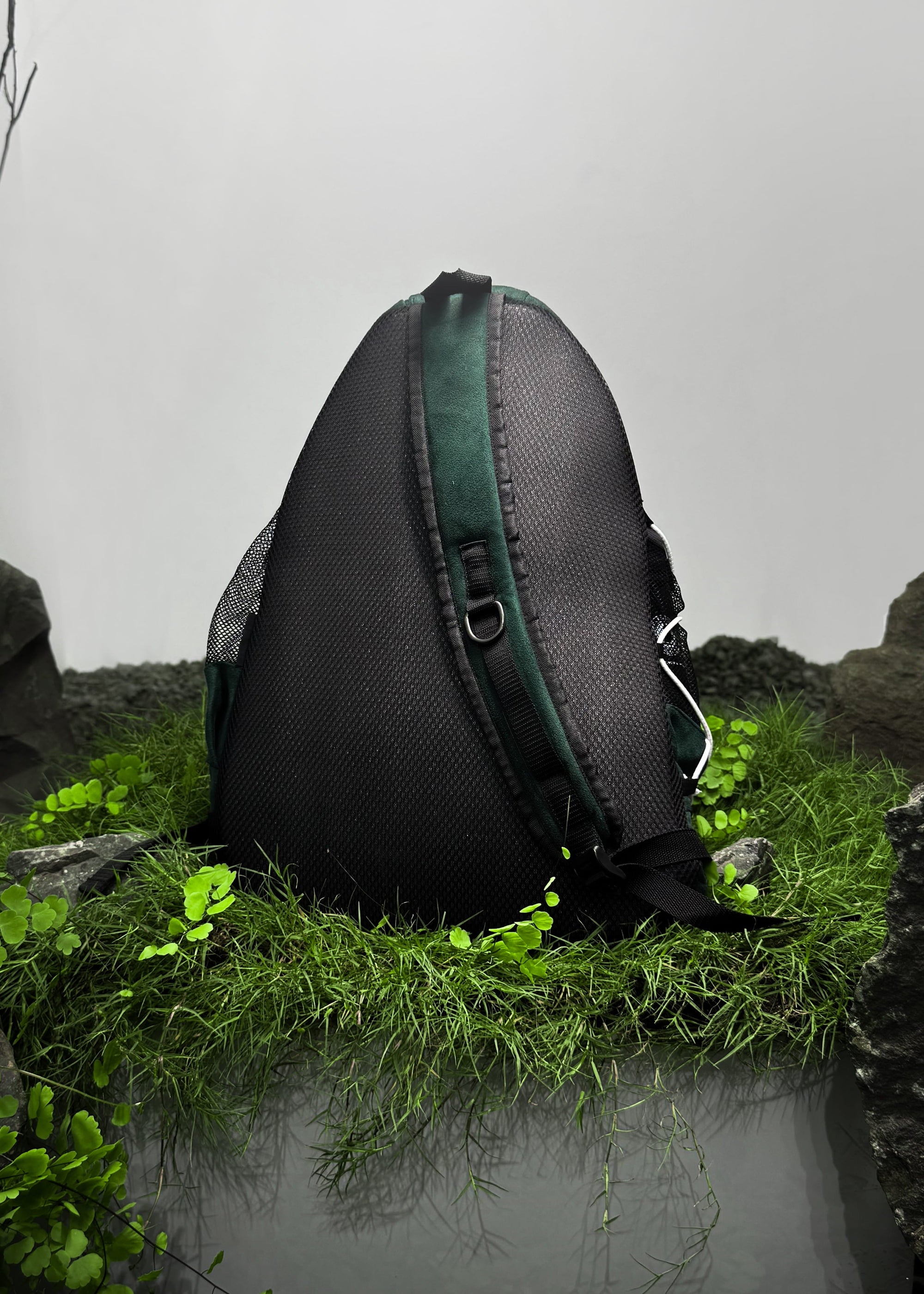AOT SUEDE / CROSSBODY BACKPACK