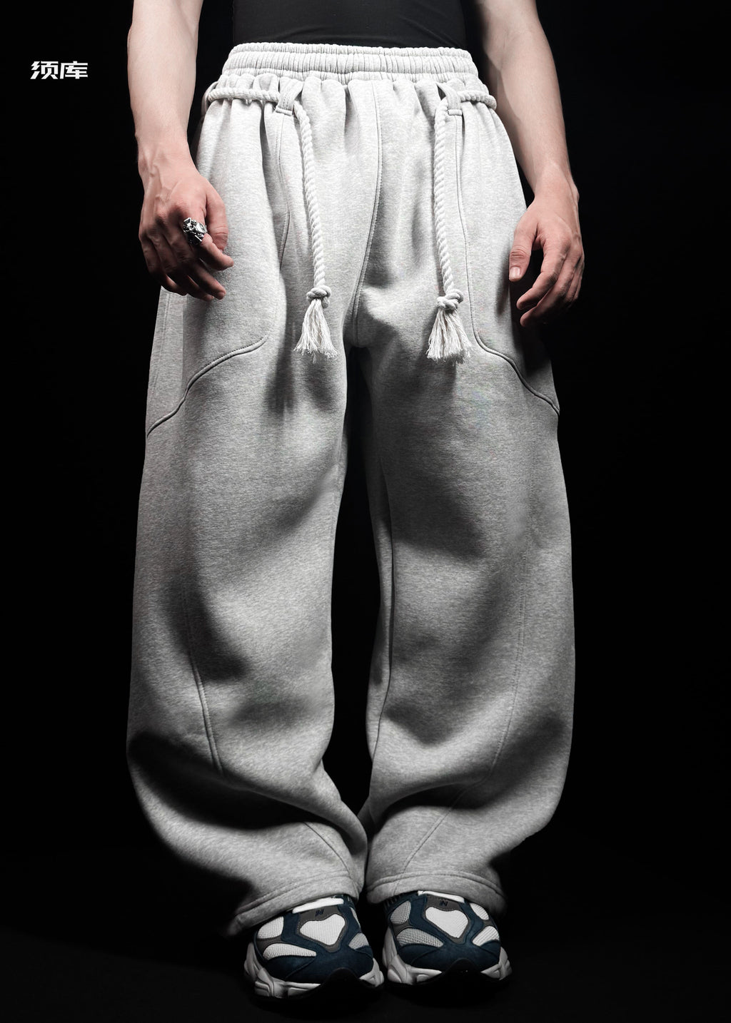GYM SUIT / COMPRESSION & SWEATPANT