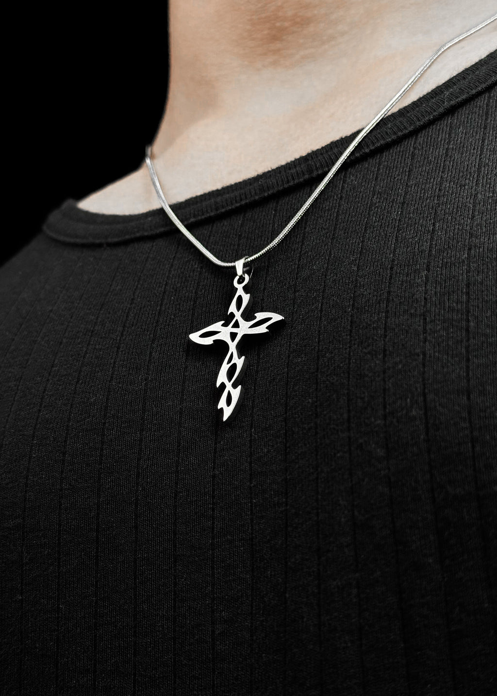 CROSS CHROME / PENDANT WITH CHAIN