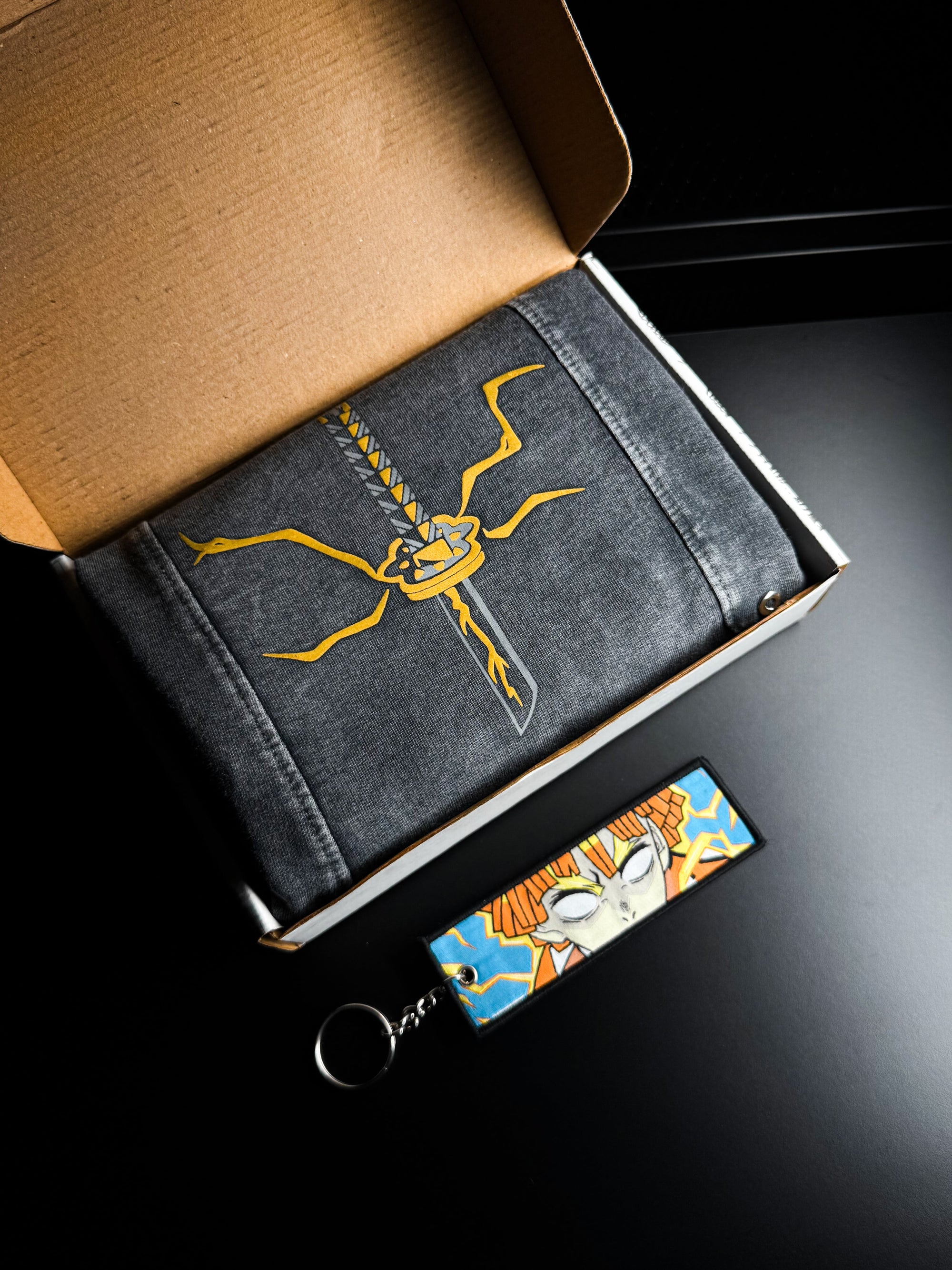 ACID WASHED / ZENITSU / DEMON SLAYER / OVERSIZED T-SHIRT