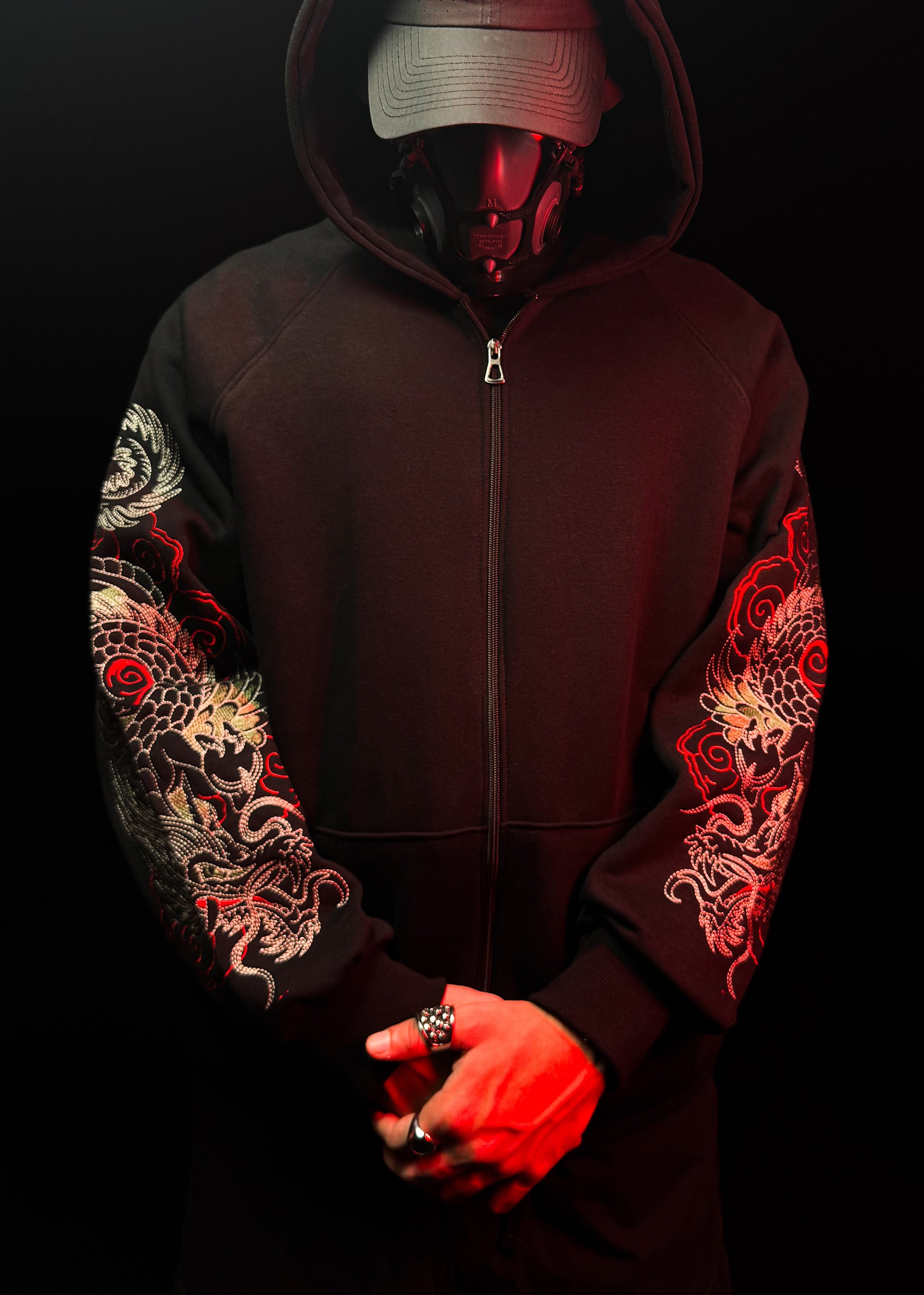 DRAGON EMBROIDERY / ZIPPER