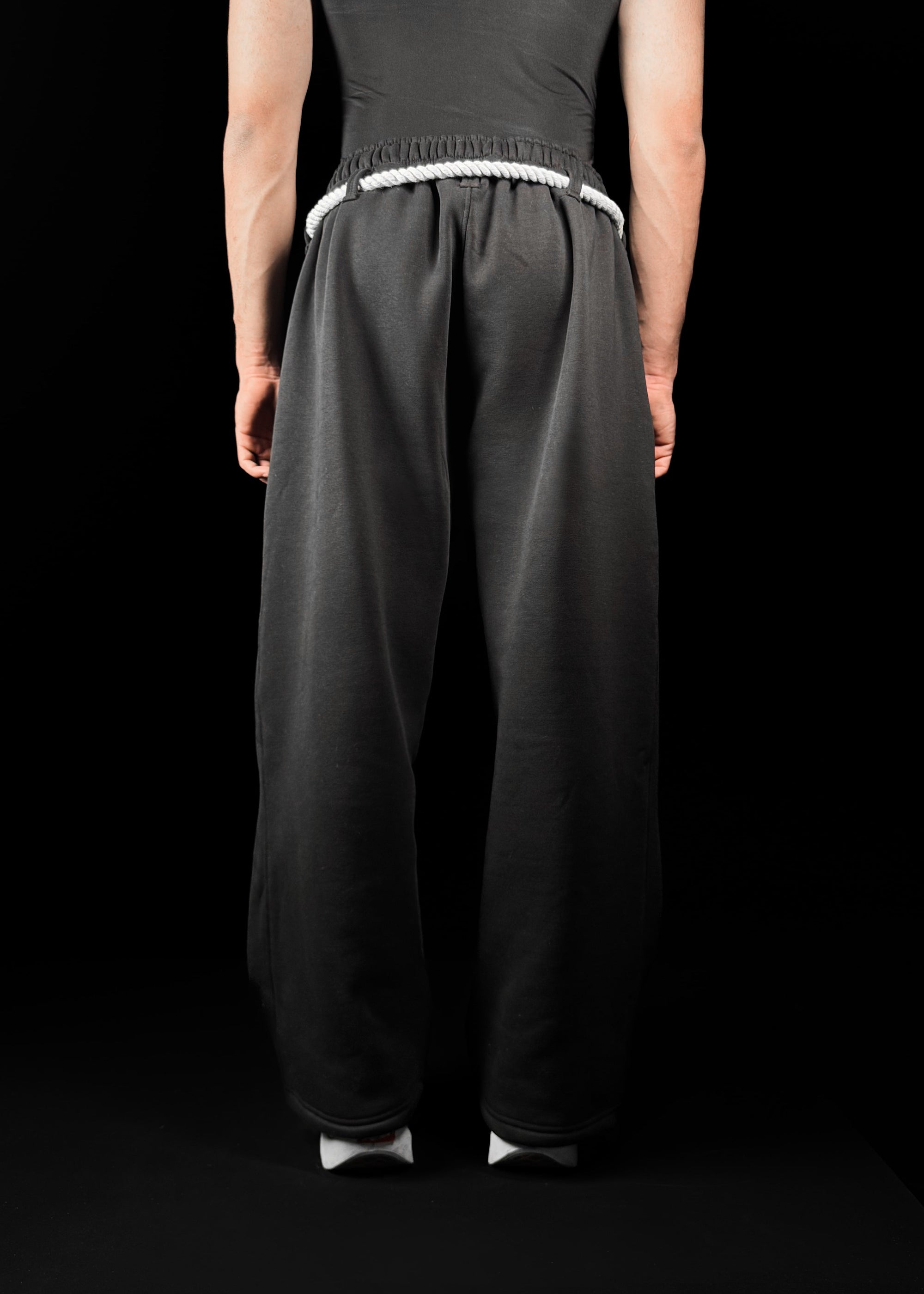 BLACK TOJI / SWEATPANTS