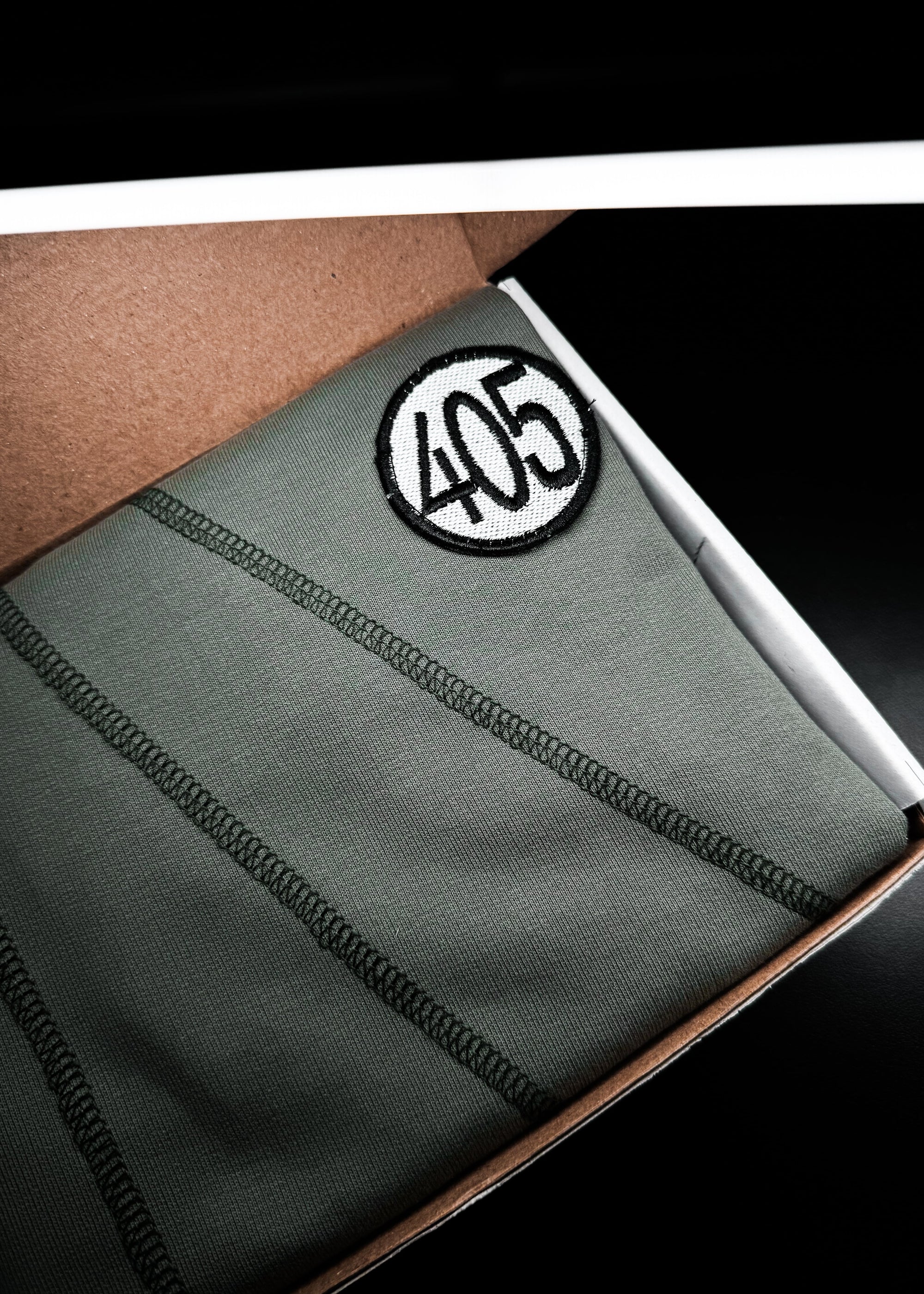 GON / HUNTER X HUNTER / OVERSIZED T-SHIRT